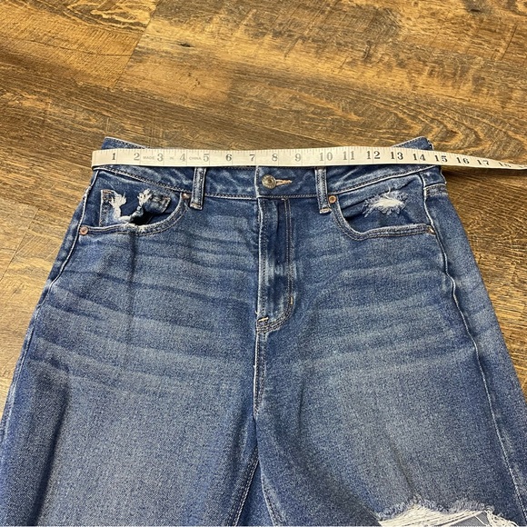 American Eagle Mom Straight Jean Womens Size 10 Stretch Distressed Ripped Blue - Picture 3 of 10